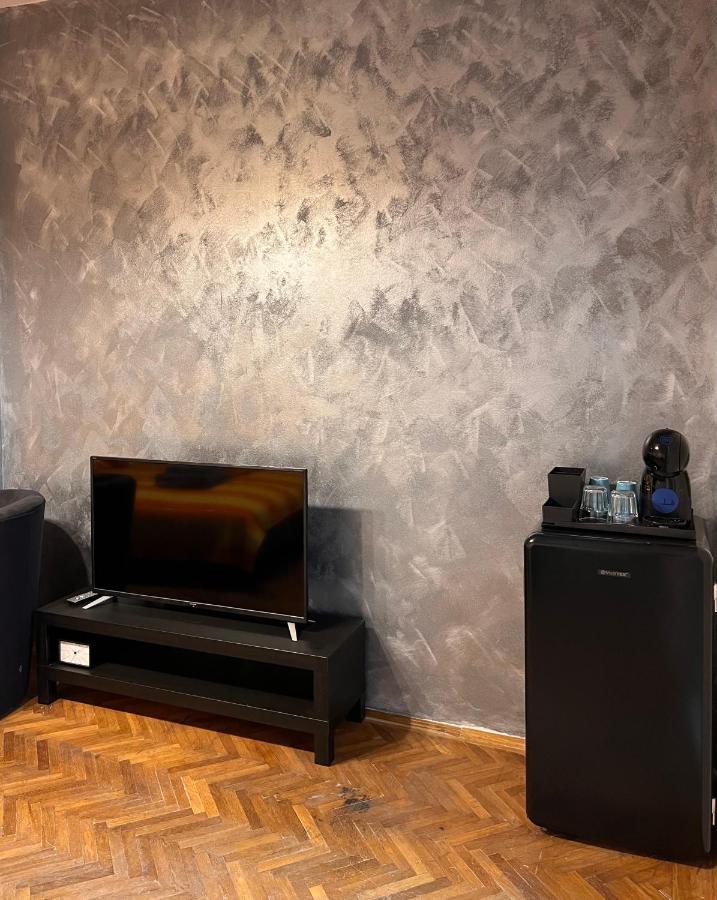 Emi Apartaments ブカレスト エクステリア 写真
